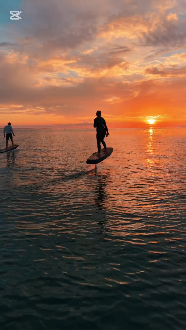 Golden light, crystal-clear water, and that incredible feeling of flying silently above the sea. 

No waves, no noise… just pure freedom and the magic of the Sicilian sunset. 🧡

Who would you take for this sunset ride? 😍👇

📍 @river_santeodoro  Sicily
🌊 E-Foil Experience | Follow The Wind

#Efoil #EFoiling #Sicily #SanTeodoro #sunsetvibes