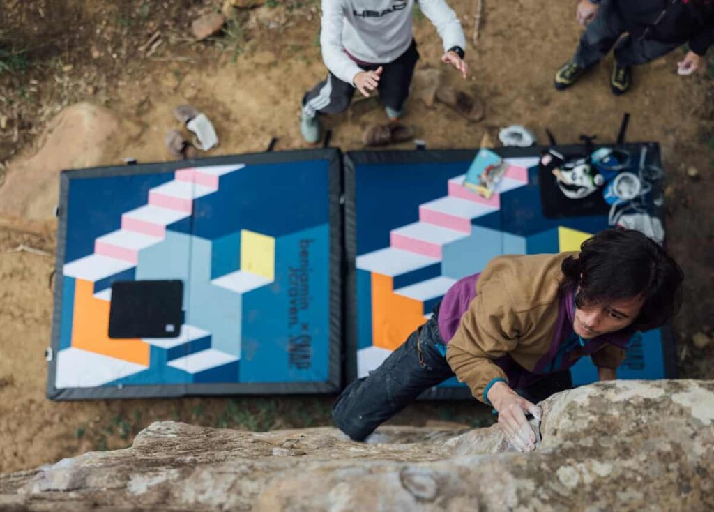 Climbing ner lo stagnone Dolmen Climb Climbing ner lo stagnone Dolmen Climb